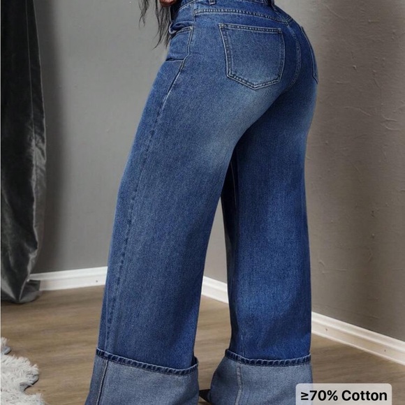 Stylish Denim Wide-Leg Jeans - Picture 3 of 3